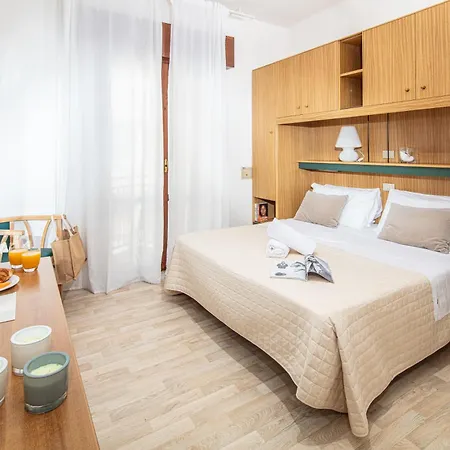 Astor 3*