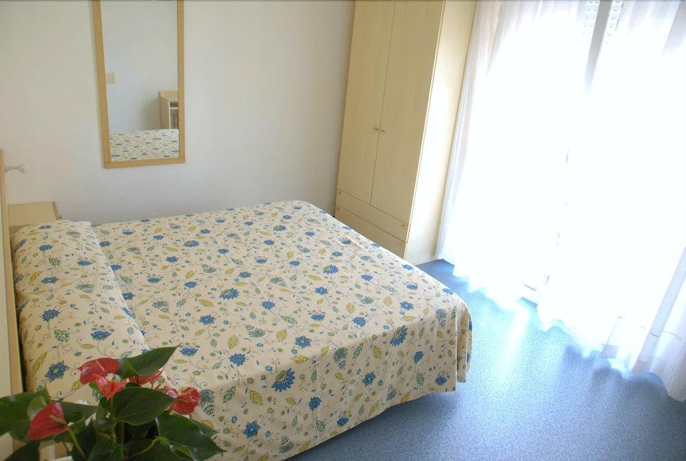 Astor 3*