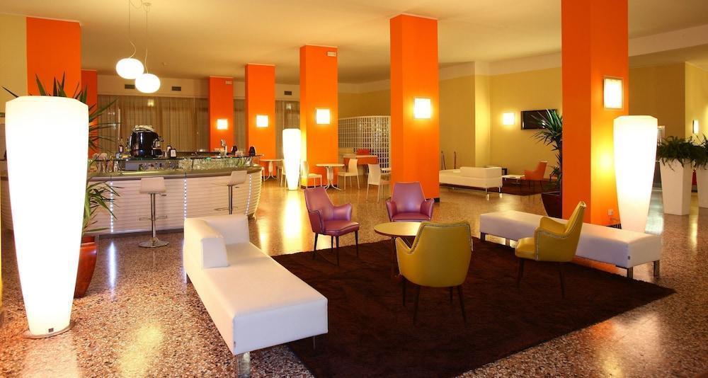 Astor Hotel